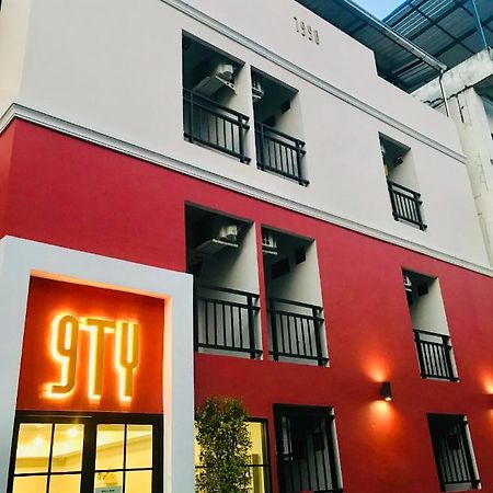 9Ty Hotel Bangkok Dış mekan fotoğraf